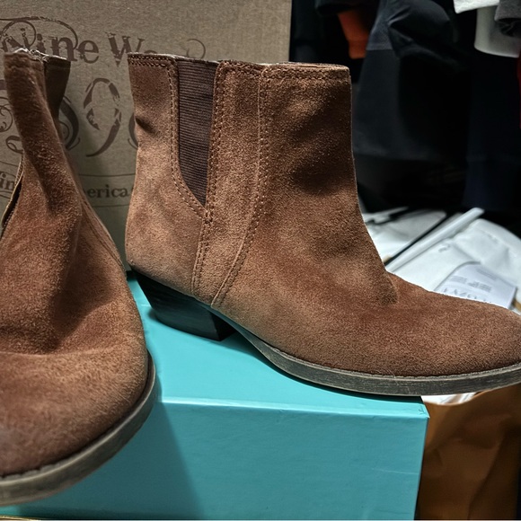 Vintage America Brown Ankle Booties - Picture 1 of 3